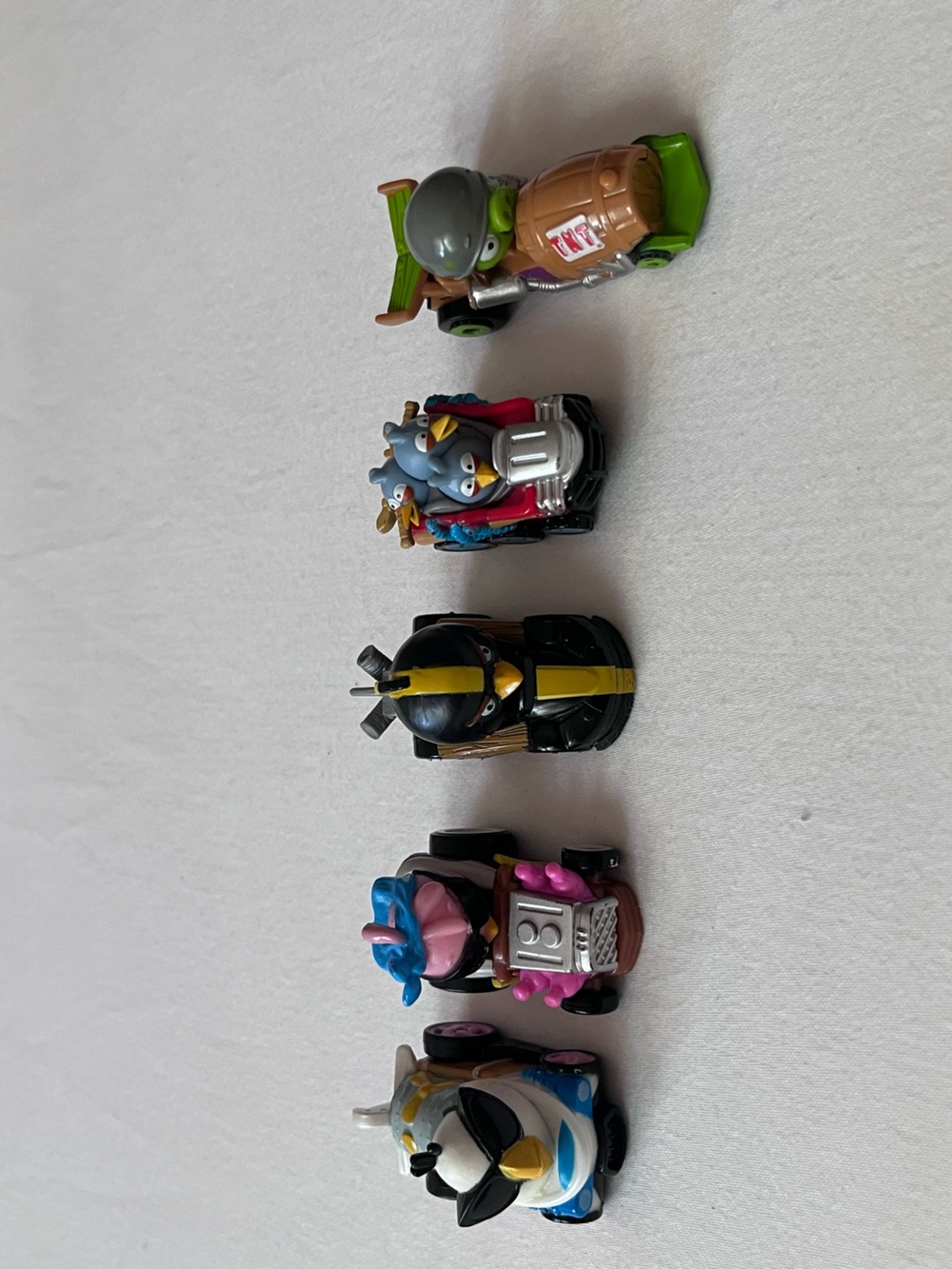 Set of 5 Angry Birds Character Mini Cars - Black, Yellow, Pink, Blue, Green